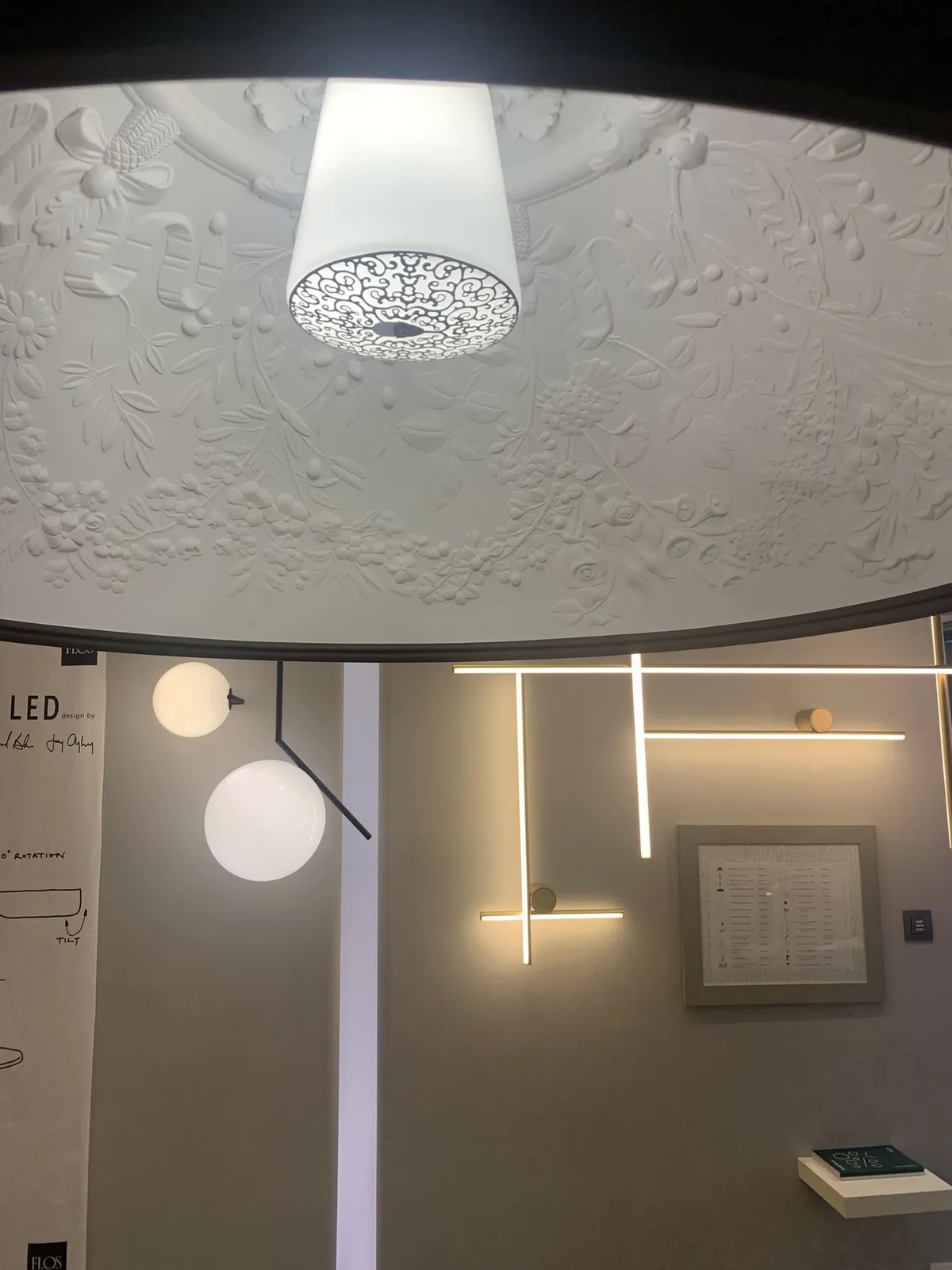 Ambiance Flos au showroom Domelec de Libramont — vue 2